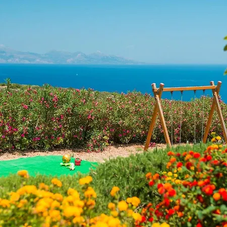 Elegant Zante - Divas - 6 Bedrooms - Infinity Pool - 100 Metres To The Sea - Short Drive To Agios Nikolaos Villa *
