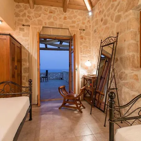 Elegant Zante - Divas - 6 Bedrooms - Infinity Pool - 100 Metres To The Sea - Short Drive To Agios Nikolaos Villa Koríthion